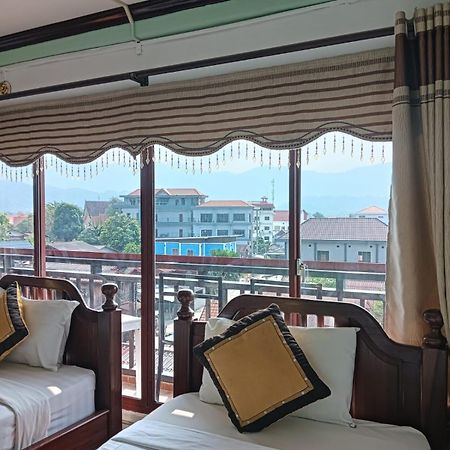 Bountang Mountain View Riverside Hotel Vang Vieng Eksteriør bilde