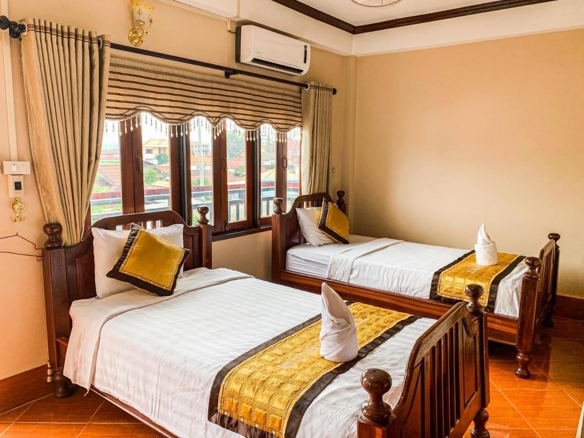 Bountang Mountain View Riverside Hotel Vang Vieng Eksteriør bilde